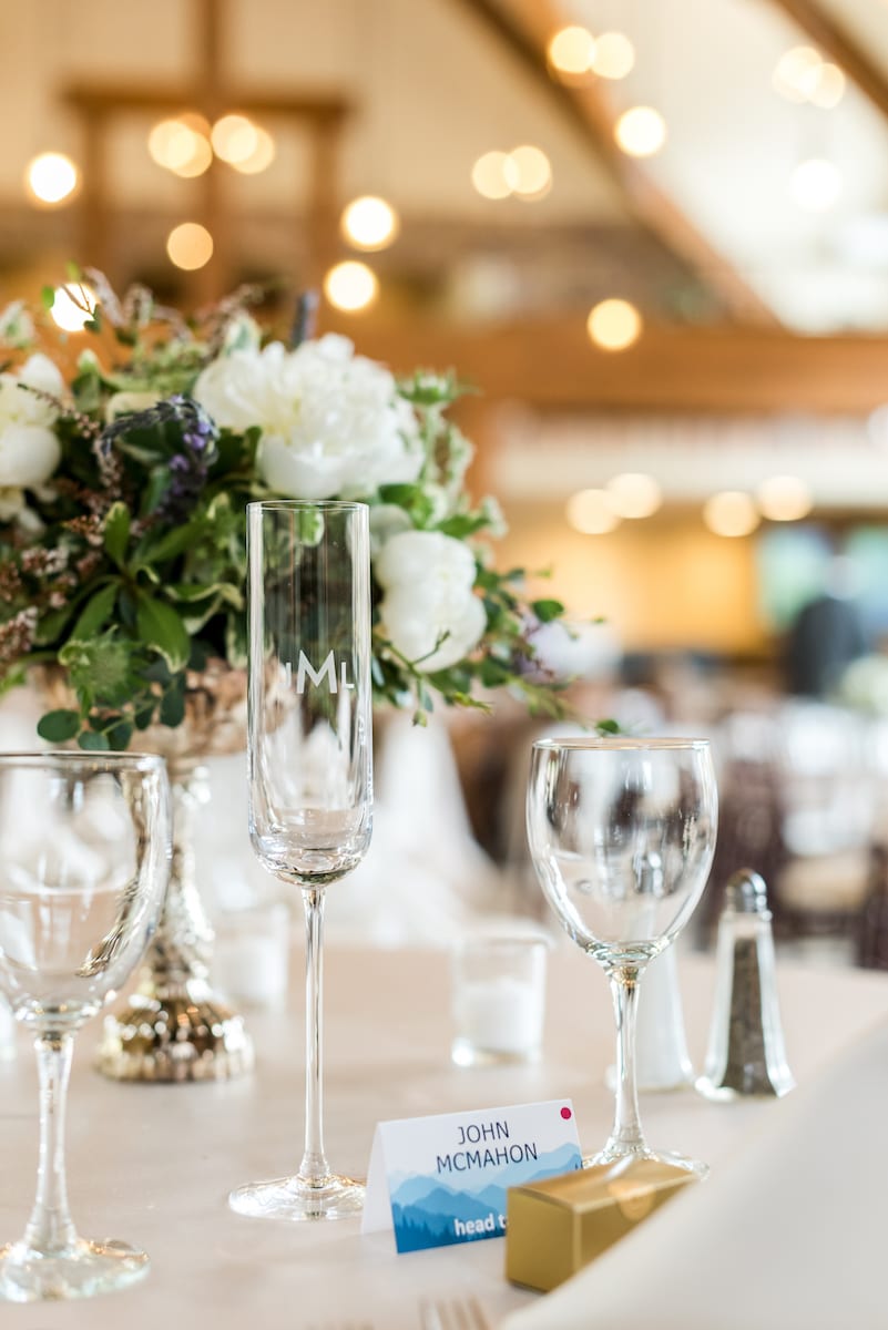 Romantic Mountainside Wedding | Wedding Photography | Della Terra Mountain Chateau | From the Hip Photo 