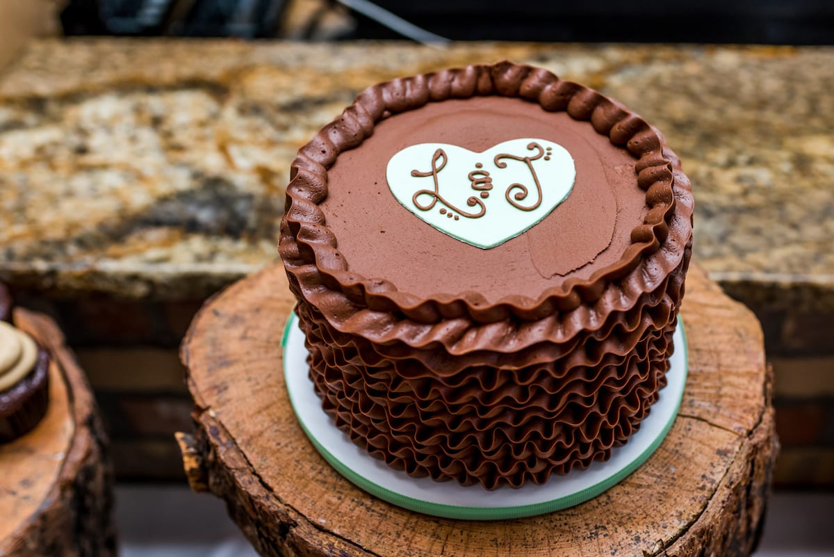 Romantic Mountainside Wedding | Wedding Photography | Della Terra Mountain Chateau | From the Hip Photo 