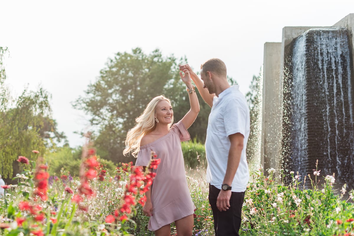 Botanic Gardens Engagement | Engagement Photography | Botanic Gardens | From the Hip Photo