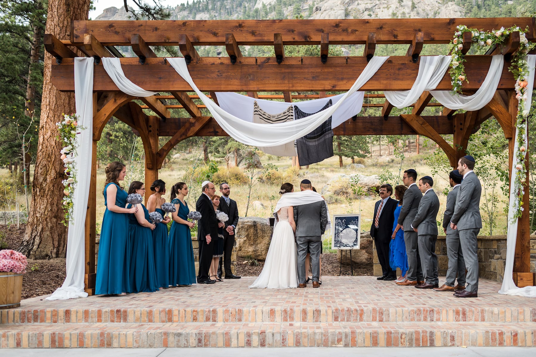 Mazel Tov to the Newlyweds | Wedding Photography | Della Terra Mountain Chateau | From the Hip Photo