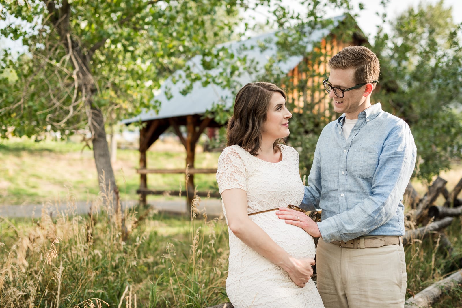 A Golden Maternity Session | Maternity photos | Golden | From the Hip Photo