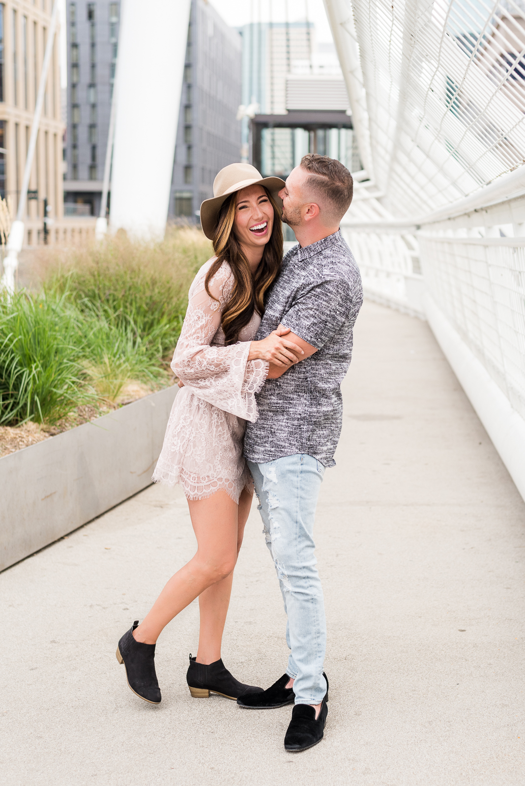 Photographing a Big Family | Hints & Tips | Millennium Bridge | From the Hip Photo