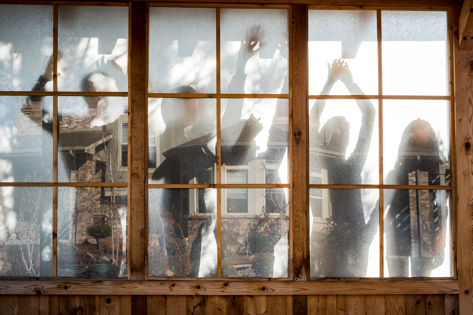 Annie & Adam | A Backyard Family Photo Session