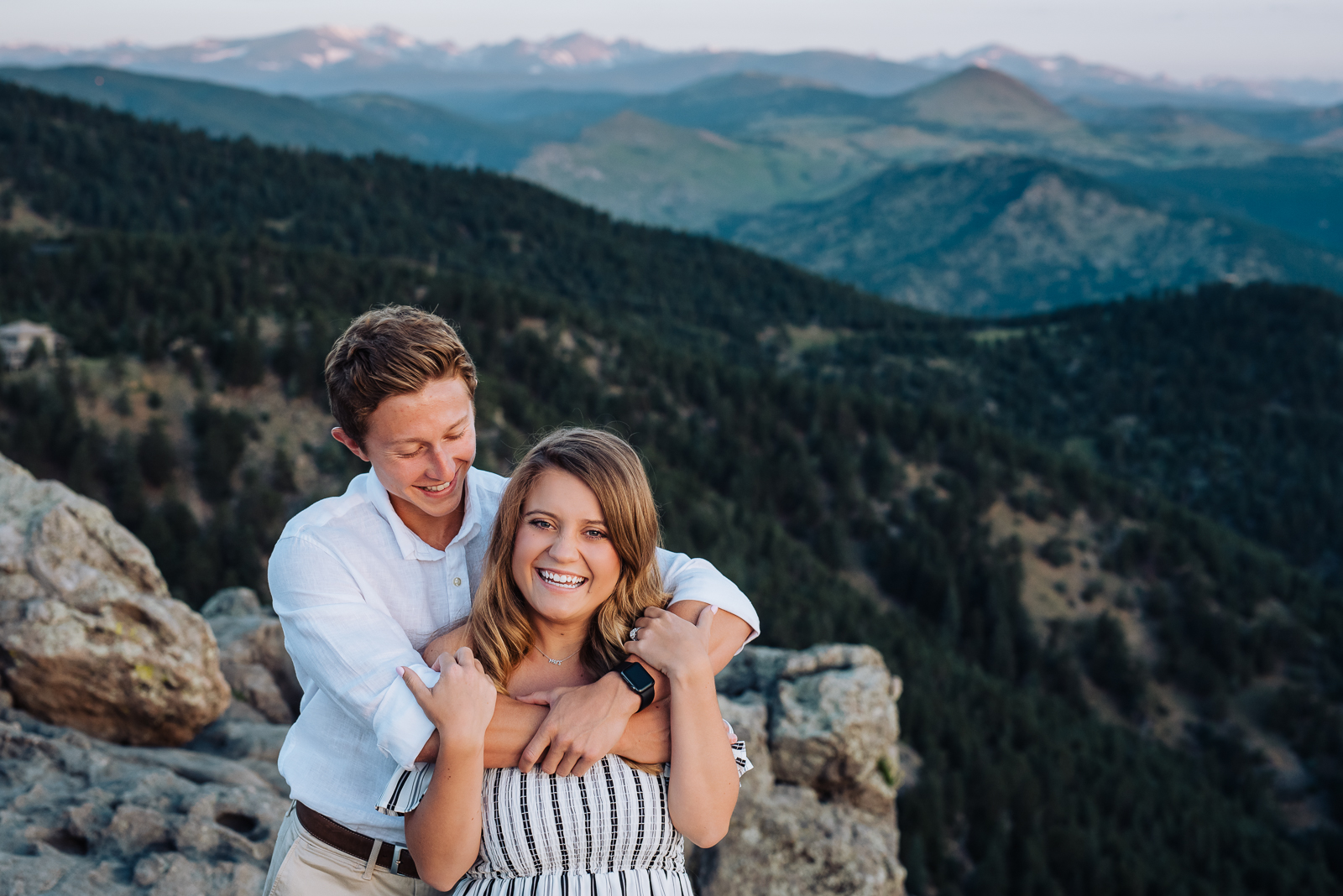 Love at Lost Gulch | Engagement Photo | Lost Gulch Overlook | From the Hip Photo