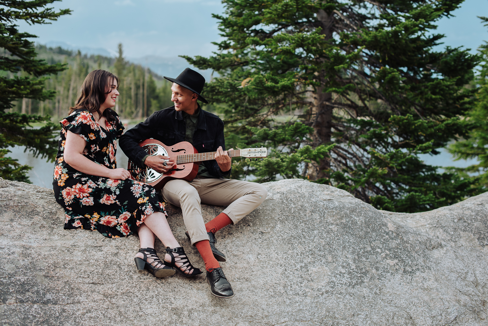 Corianne & Kristopher | Engagement Photo | Rocky Mountain National Park | From the Hip Photo