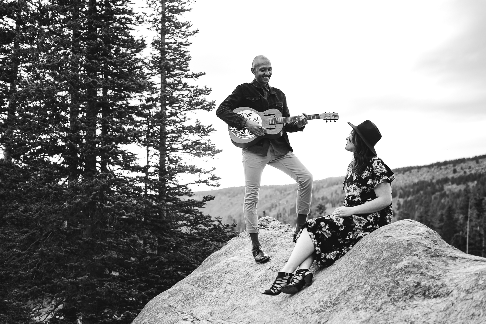 Corianne & Kristopher | Engagement Photo | Rocky Mountain National Park | From the Hip Photo