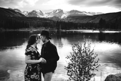 Corianne & Kristopher | Engagement Photo | Rocky Mountain National Park | From the Hip Photo