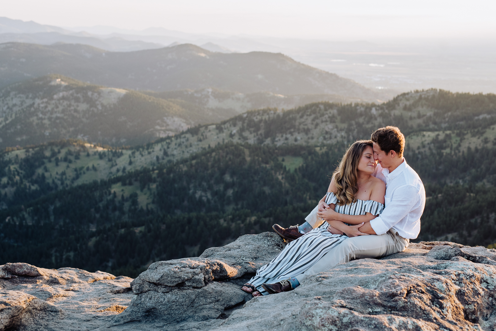 Love at Lost Gulch | Engagement Photo | Lost Gulch Overlook | From the Hip Photo