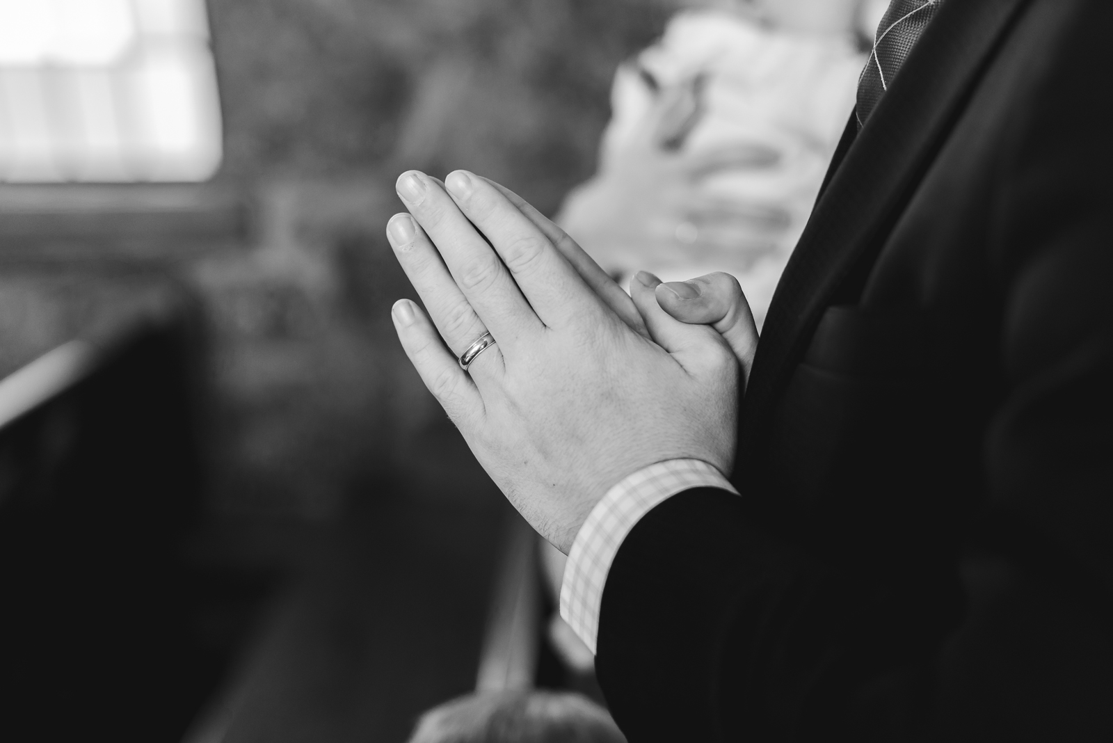 Nathalia & Nathan | Wedding Photo | Saint Malo's Chapel | From the Hip Photo