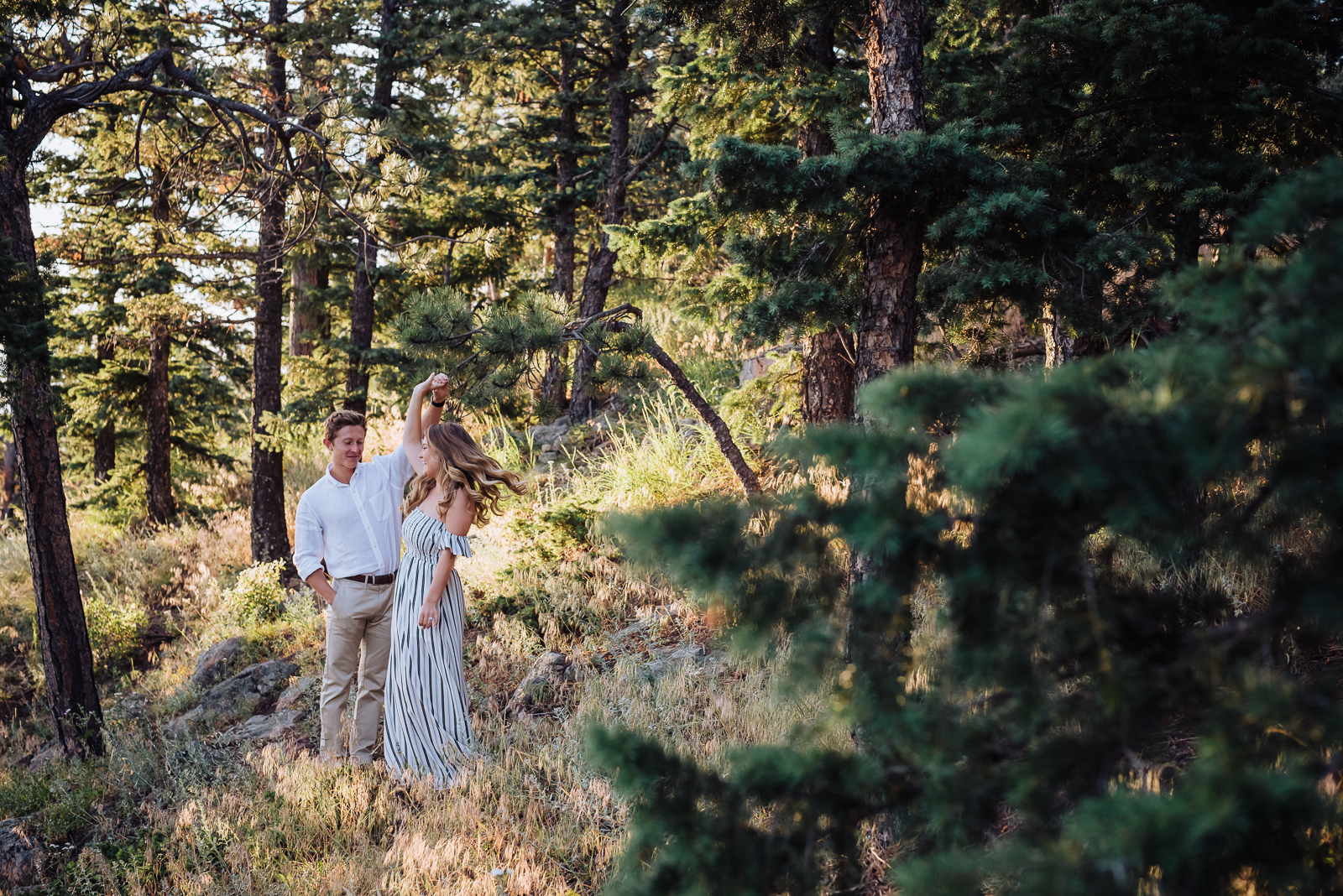 Love at Lost Gulch | Engagement Photo | Lost Gulch Overlook | From the Hip Photo