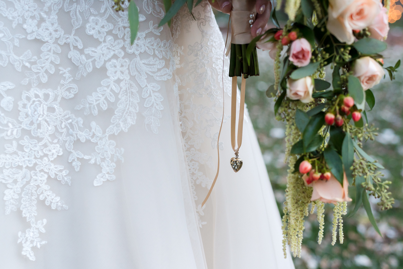 Nora & Dom | Wedding Photo | Lionsgate Event Center | From the Hip Photo