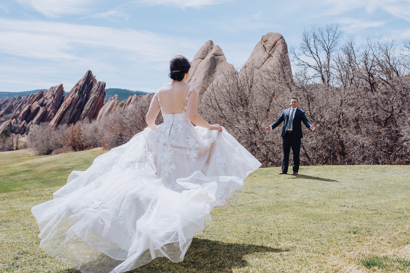 Deborah & Kevin | Wedding Photo | Oxford Hotel & Arrowhead | From the Hip Photo