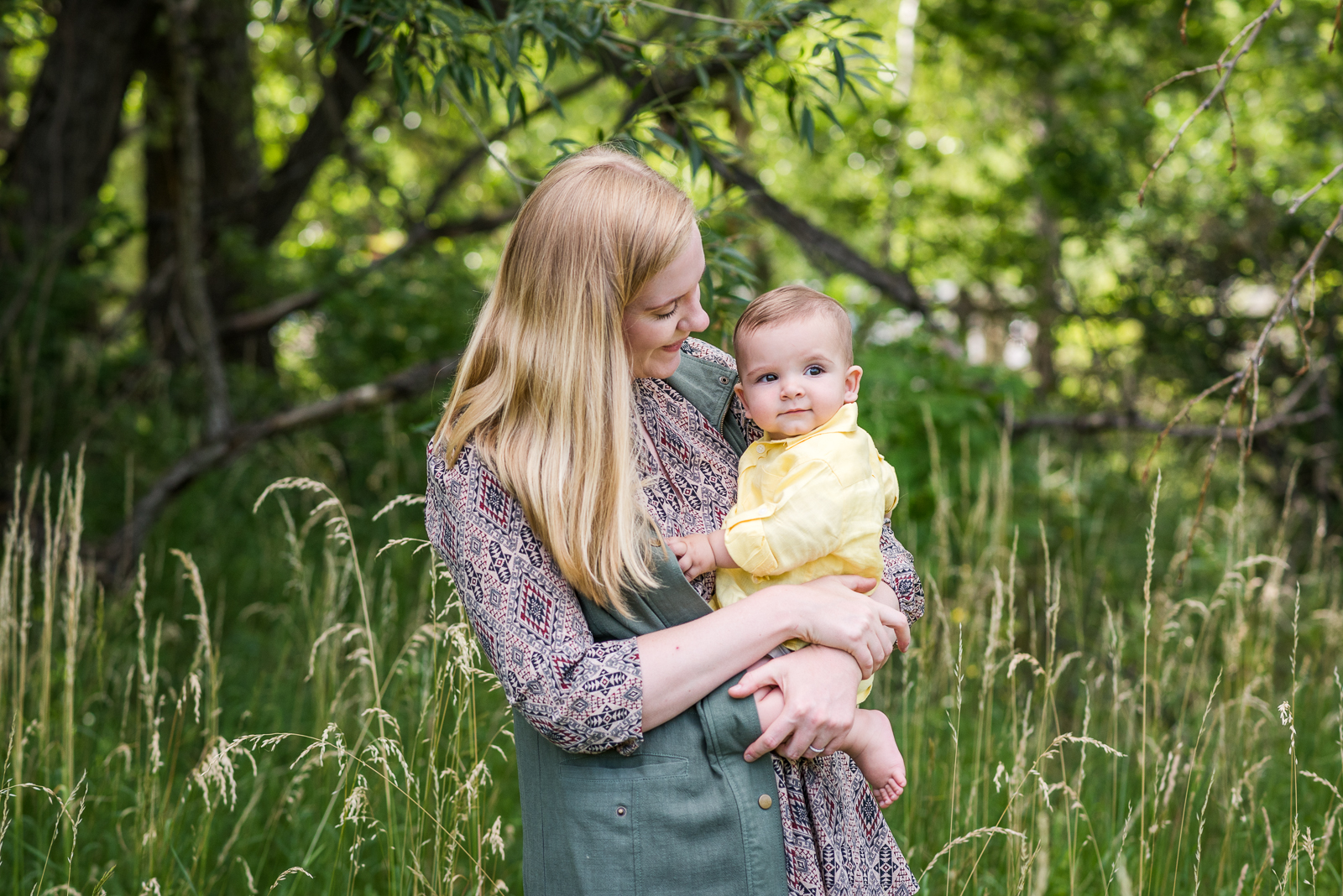 A Summer Stroll | South Mesa Trail Family Photoshoot
