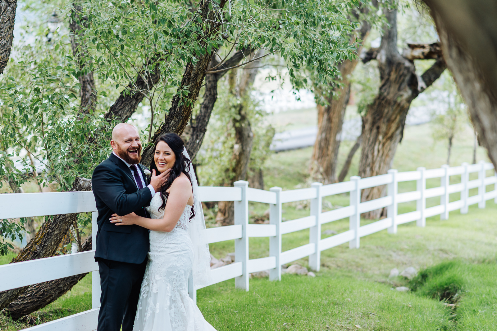 A Sunny Day with Emily & Drew | Crooked Willow Farms Wedding Photos