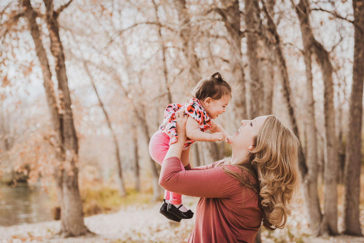 Denver fall family photos -- Mount Falcon Colorado autumn session