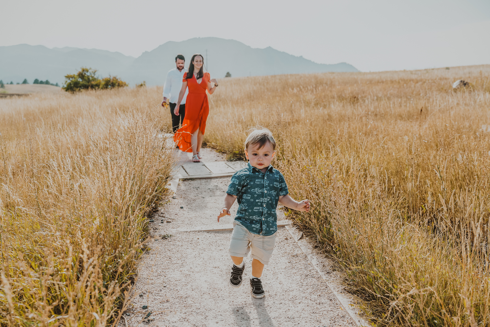 Mountain landscape with multiple peak formations and cloud coverage