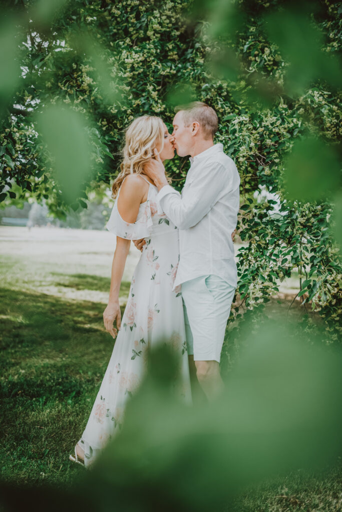 Cheesman Park outdoor pavillion park Denver candid fun loving family picture | From the Hip Photo portrait photography