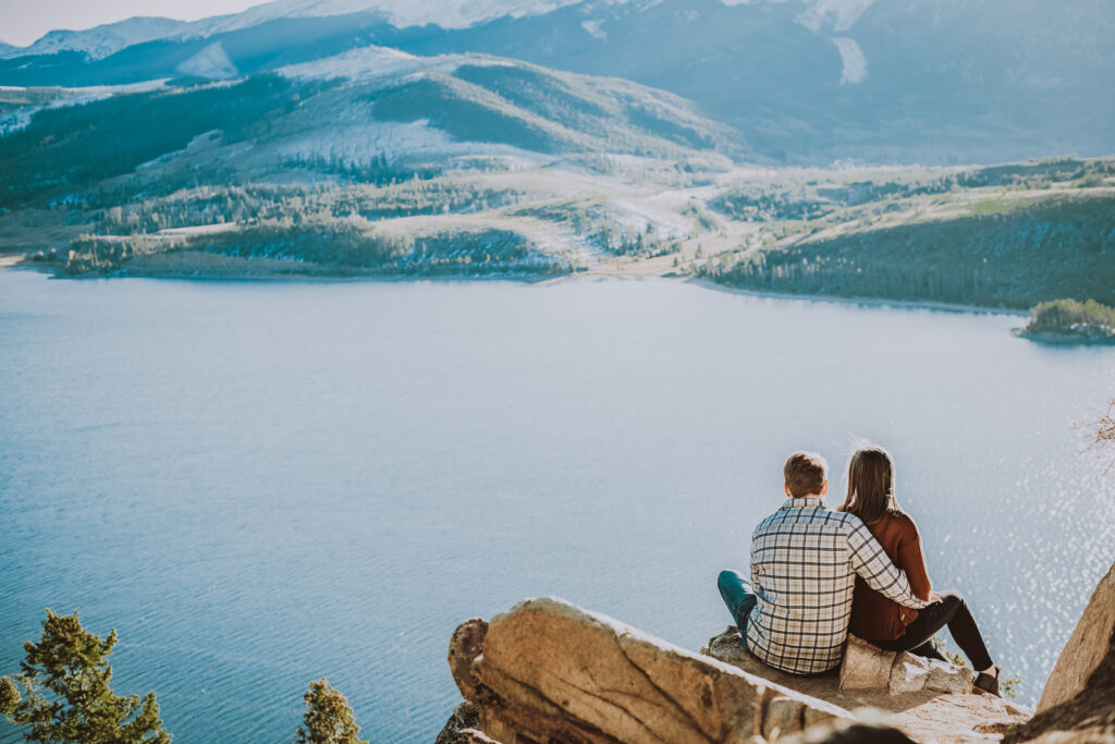 Sapphire Point Dillion Colorado outdoor mountain lake trail nature candid fun loving engagement picture | From the Hip Photo Denver portrait photography 