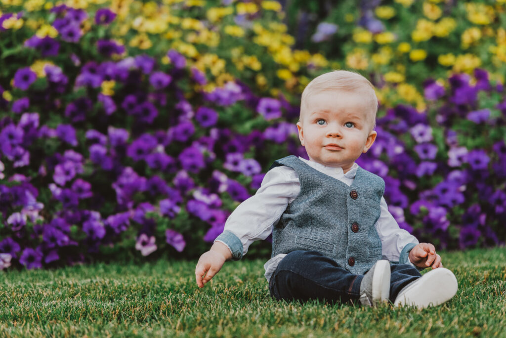 Washington Park Denver Colorado Outdoor Lake nature park candid fun loving family picture | From the Hip Photo portrait photography