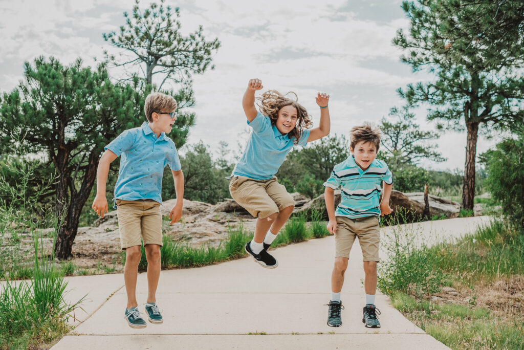 Castlewood Canyon State Park Franktown Colorado outdoor nature adventurous candid fun family picture | From the Hip Photo Denver portrait photography 