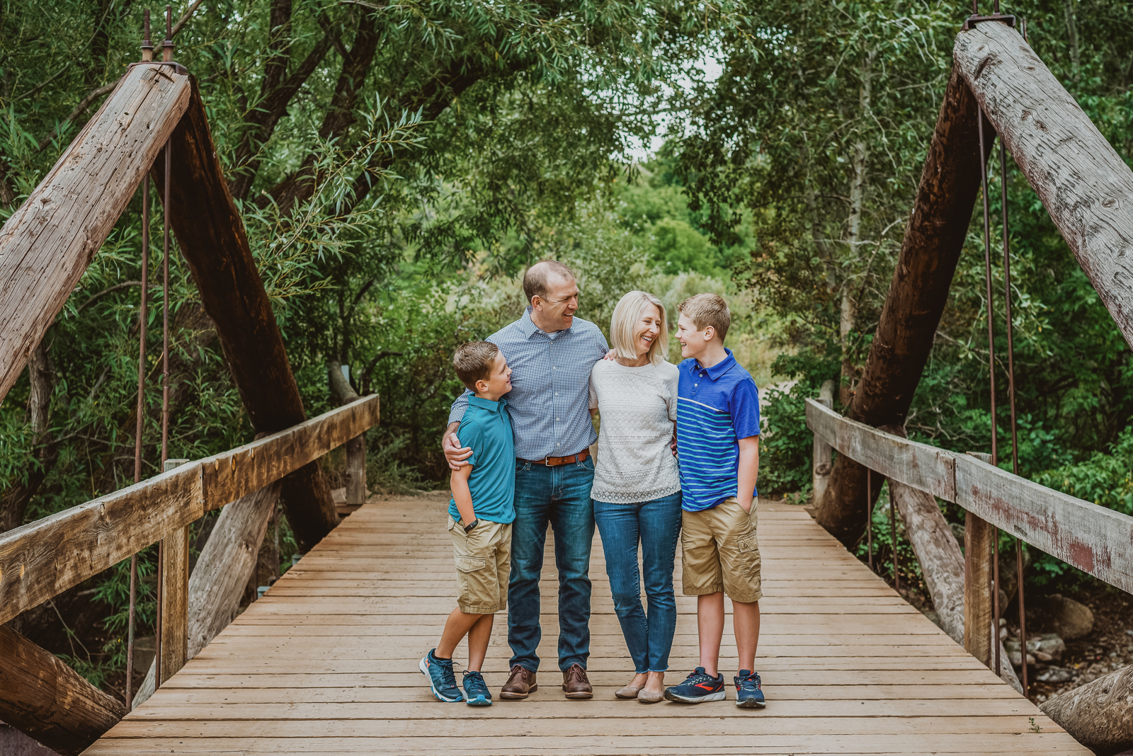 Denver outdoor family photography summer -- children running in park