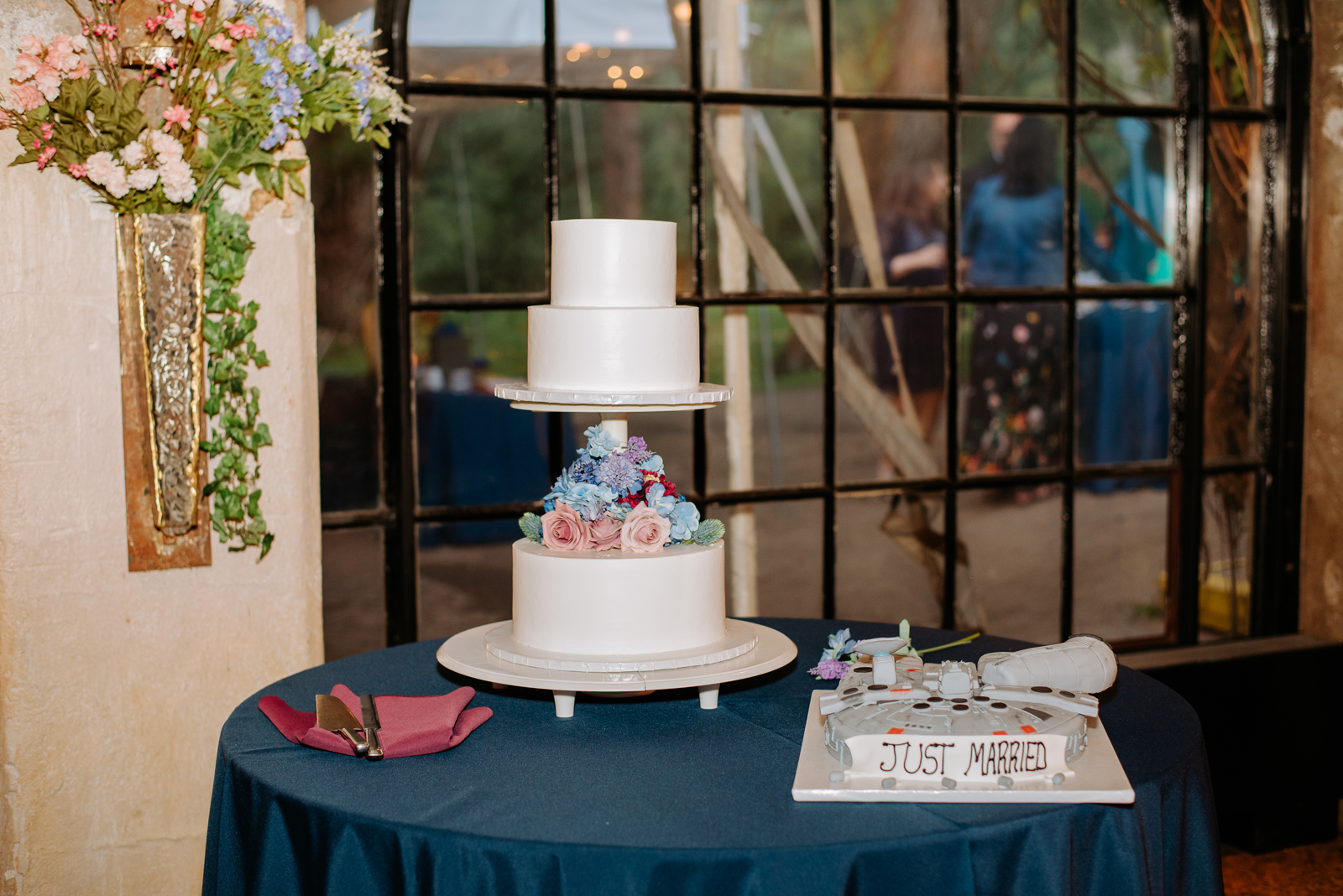 Candid guest moments at Colorado castle wedding