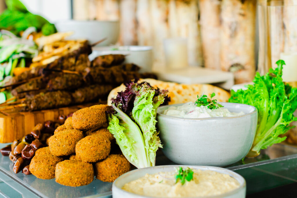 Biscutis and Berries Catering Denver Colorado with From the Hip Photo at Woodlands plated dish art