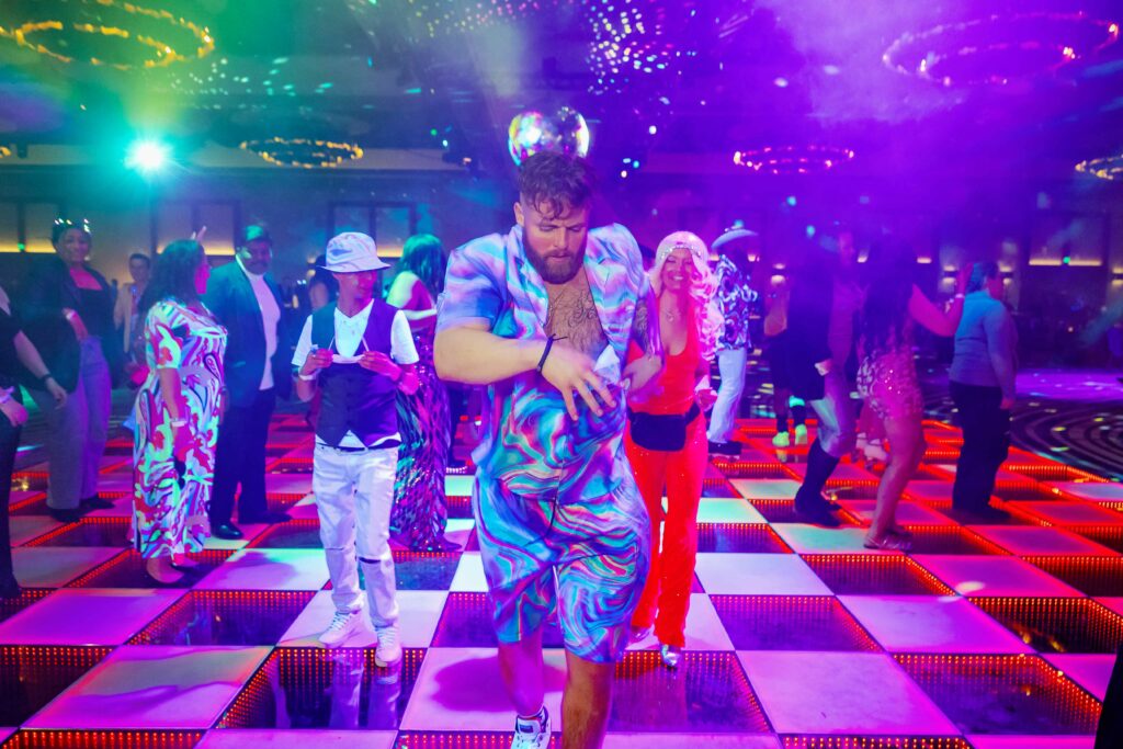 breaking it down on the dance floor