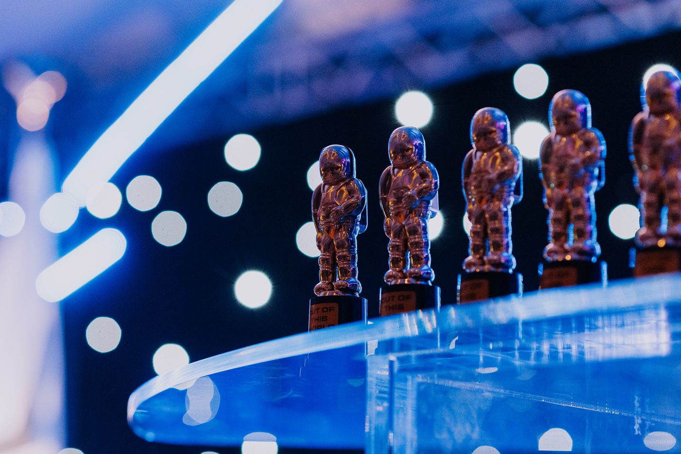 Large-scale event photography in Colorado covering full venue with multiple photographers